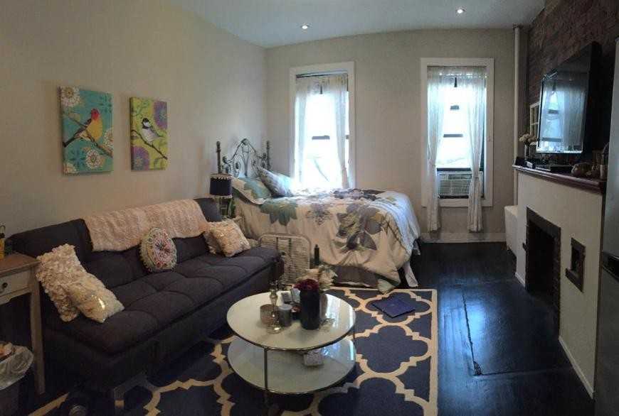 59 W 8th St - Photo 2 of 10