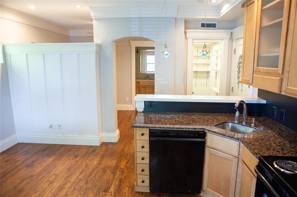 5837 Velasco Ave #102 - Photo 2 of 30