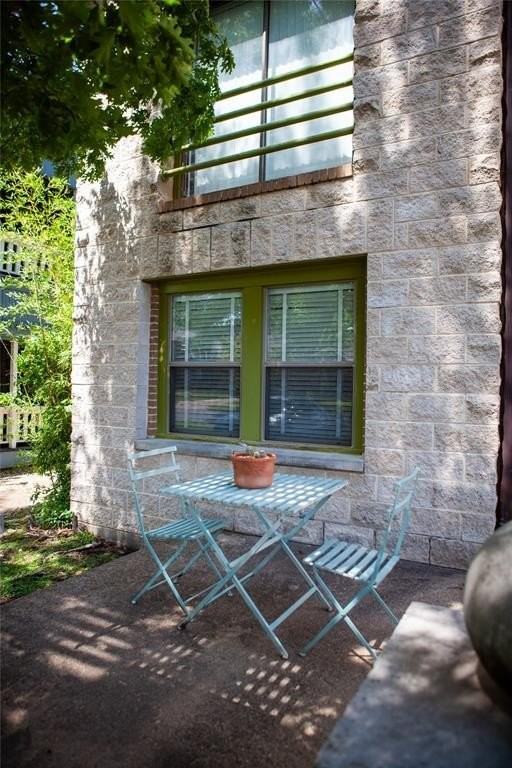 5837 Velasco Ave #102 - Photo 7 of 30