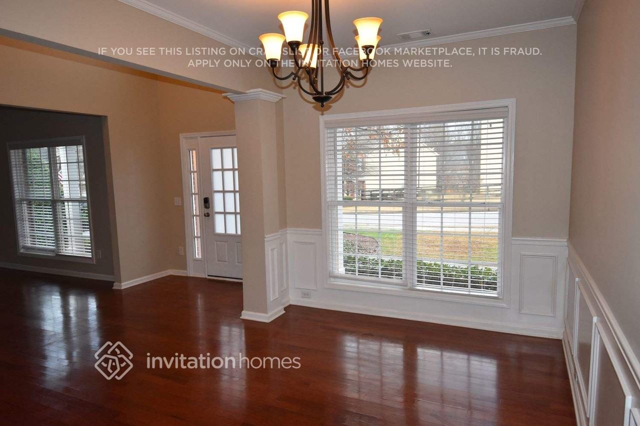 4325 Evans Farms Dr - Photo 2 of 10