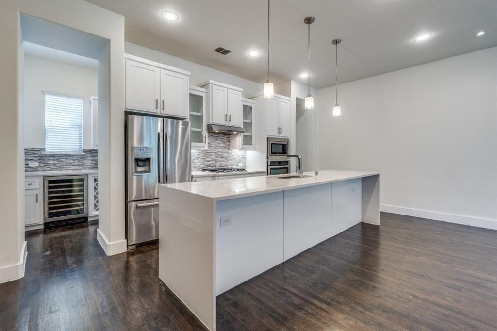 3023 Clamath Dr - Photo 2 of 12