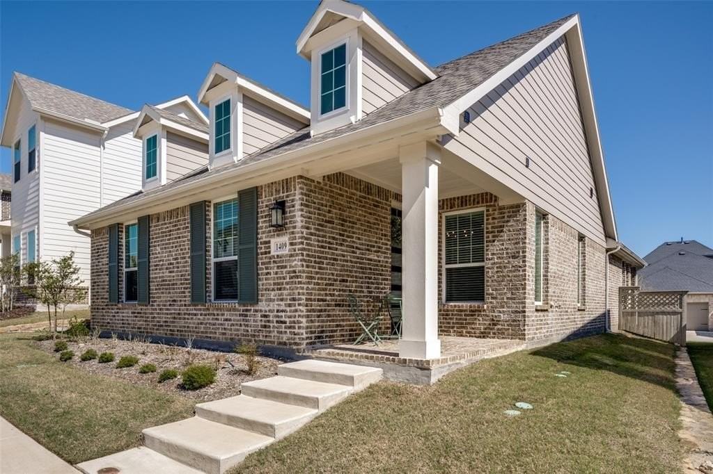 1409 Bonsmara Dr - Photo 2 of 32