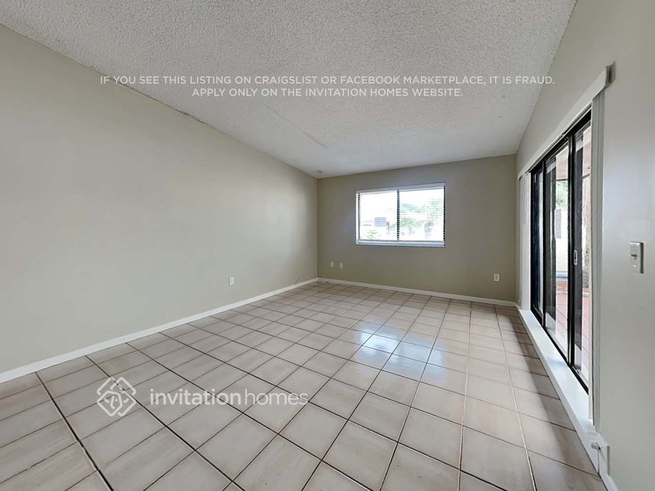 11221 Sw 117th Ct - Photo 3 of 16