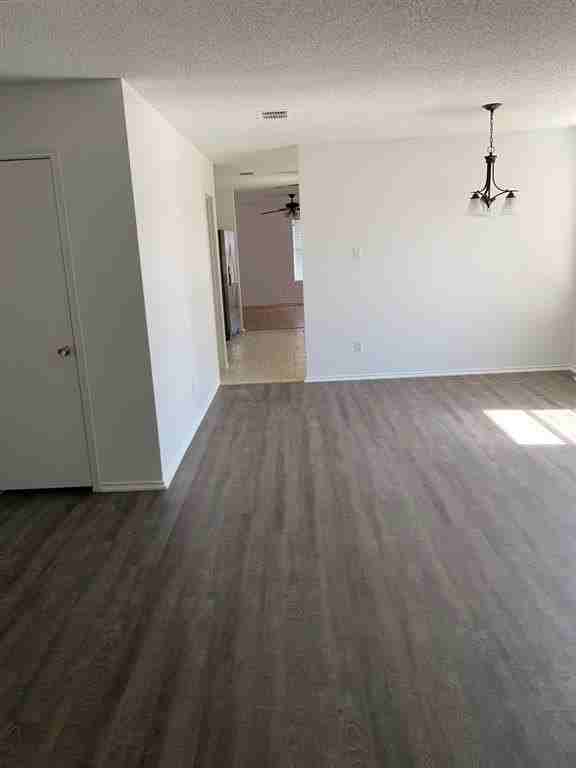 2701 Woodlake Pkwy - Photo 4 of 17