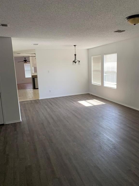 2701 Woodlake Pkwy - Photo 5 of 17