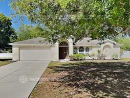 featured image of 2211 Lake Pointe Cir