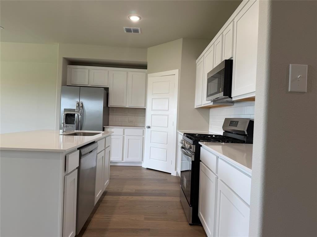 517 River Ridge Dr - Photo 4 of 14