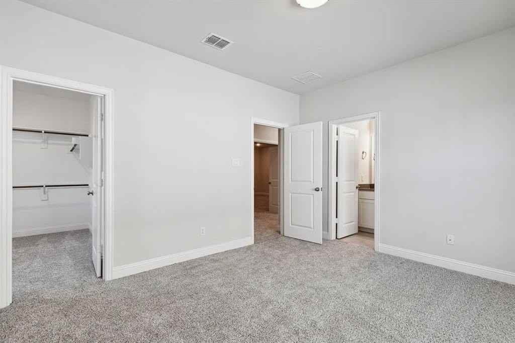 312 Santa Lucia Dr - Photo 3 of 11