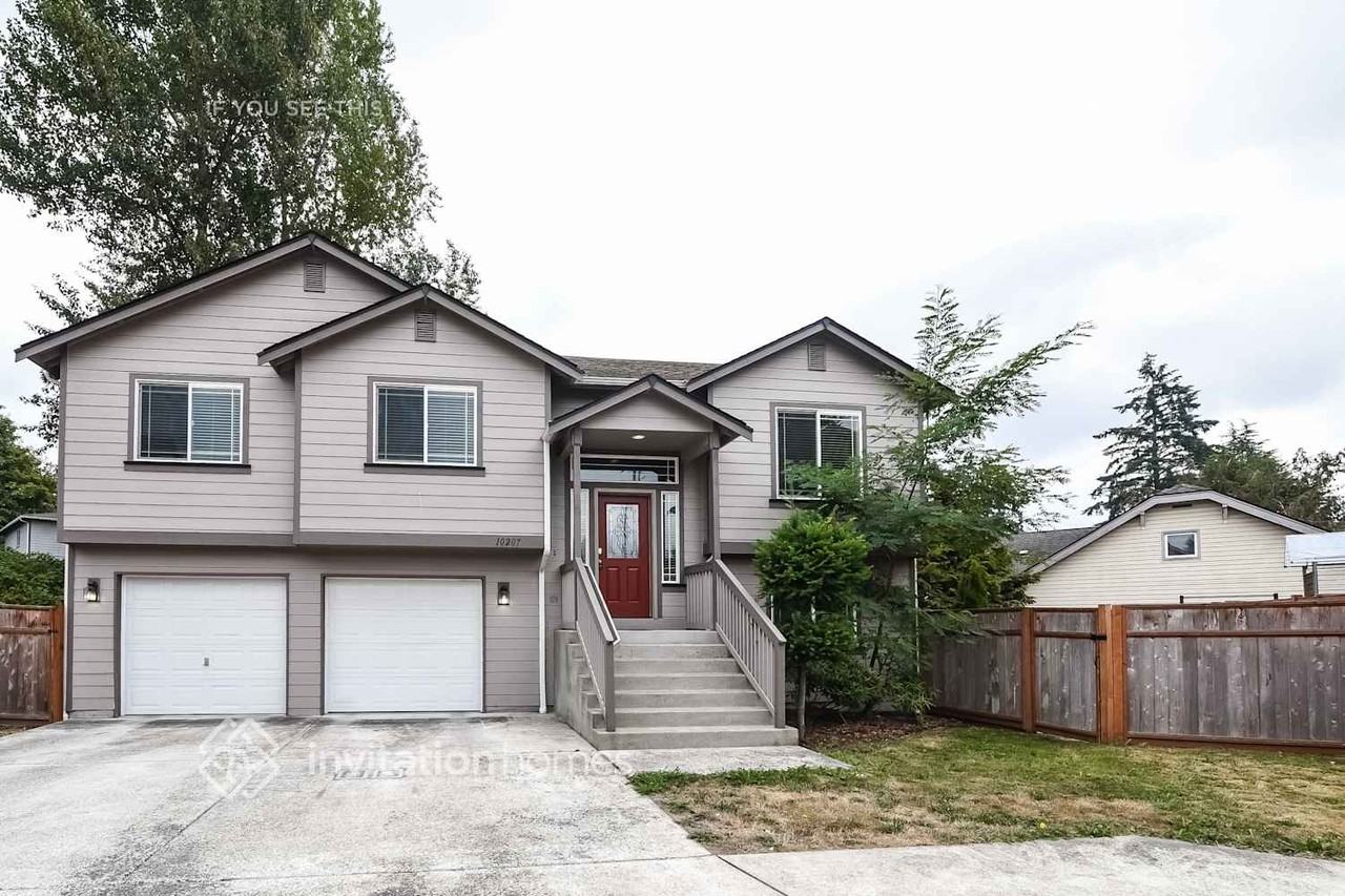 10207 Broadway Ave S - Photo 2 of 23