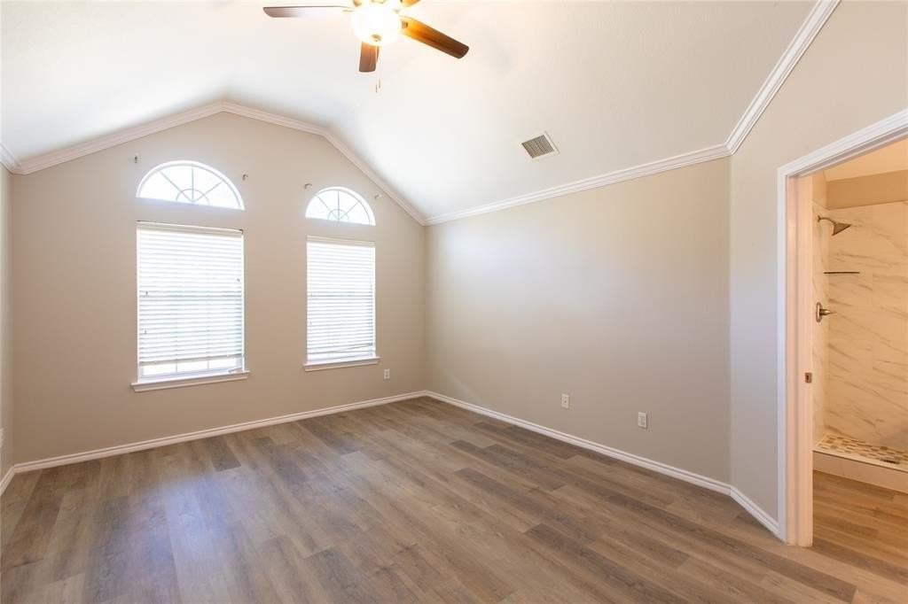 1608 Woodhaven Ct - Photo 5 of 30