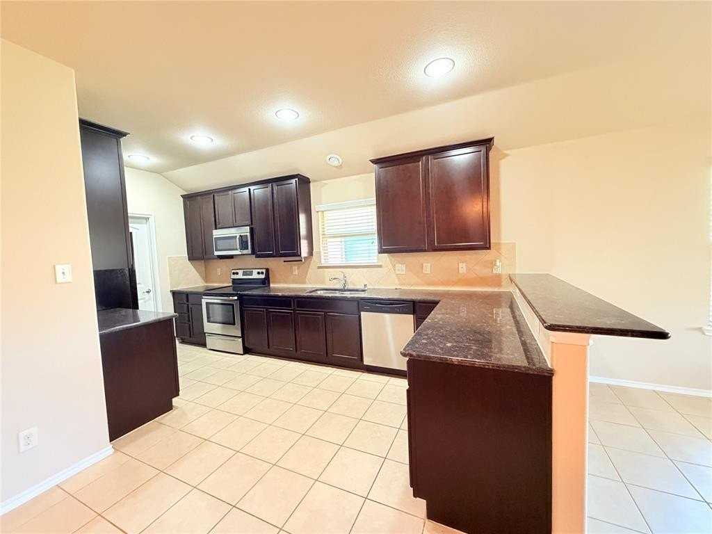 1013 Cheyenne Dr - Photo 5 of 15