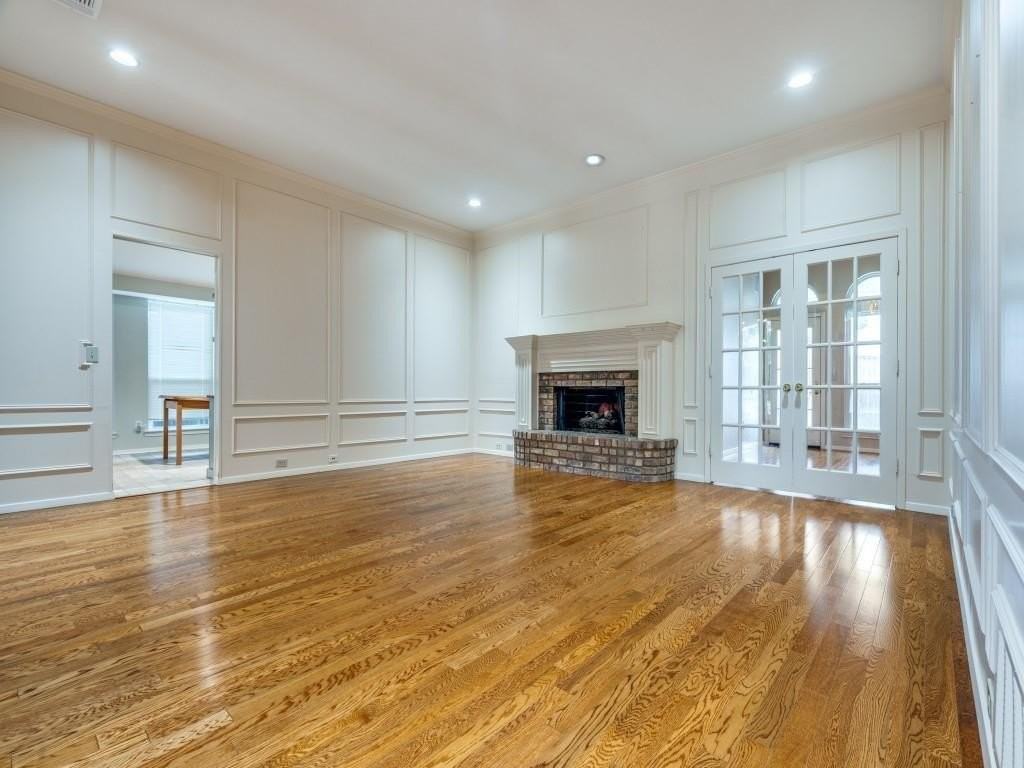 1728 Tawakoni Ln - Photo 3 of 12