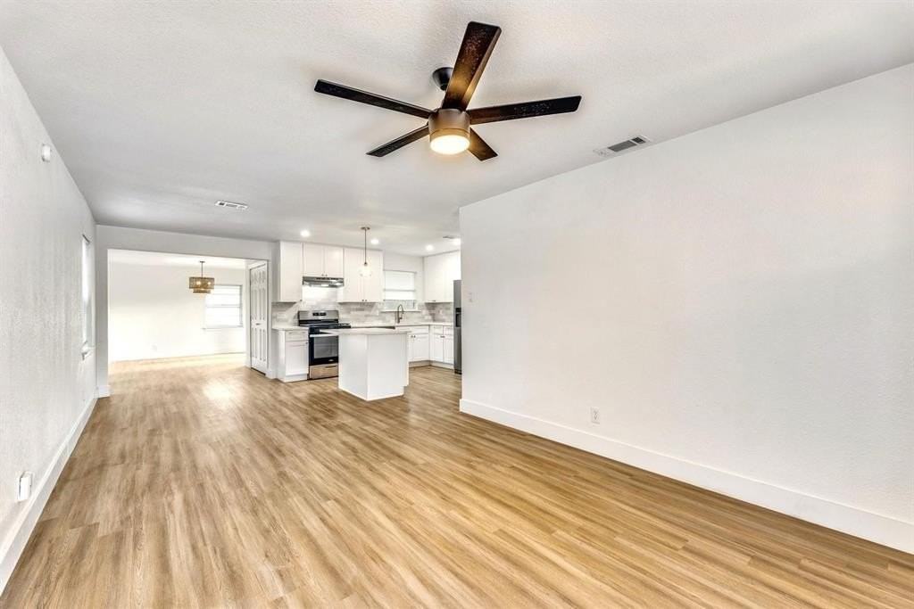 9942 Santa Garza Dr - Photo 3 of 12