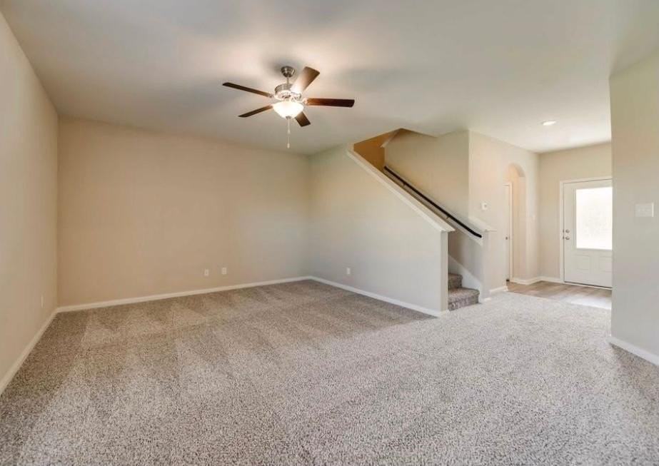 211 Foster Ln - Photo 3 of 13