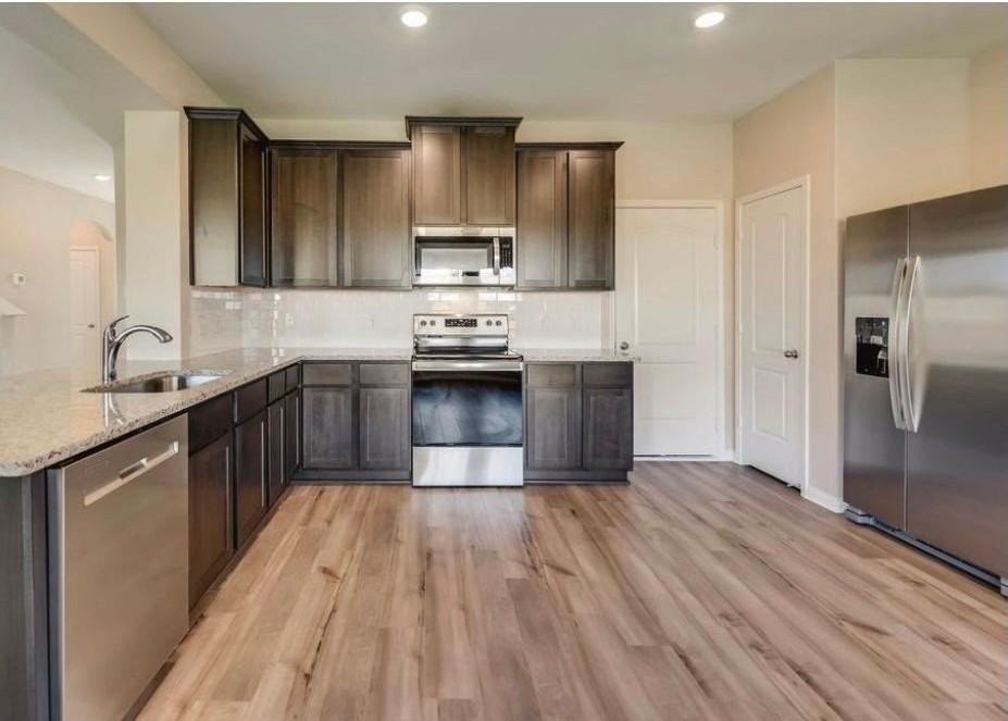 211 Foster Ln - Photo 5 of 13