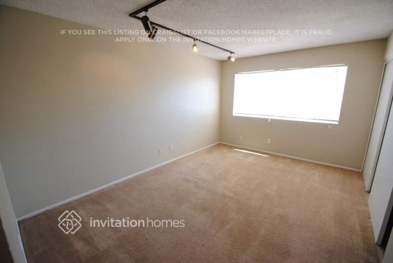 6627 S 44th St - Photo 5 of 8