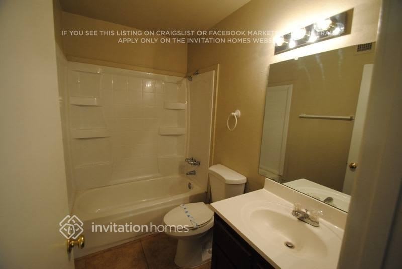 6627 S 44th St - Photo 6 of 8