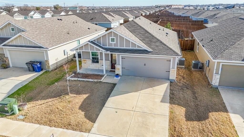 119 Cypress Ln - Photo 3 of 35