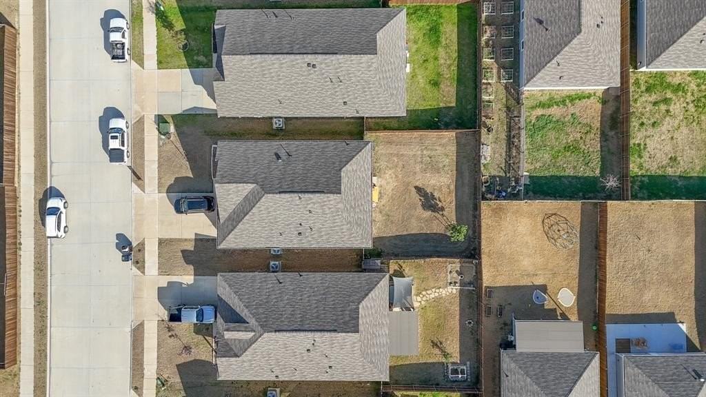 119 Cypress Ln - Photo 6 of 35