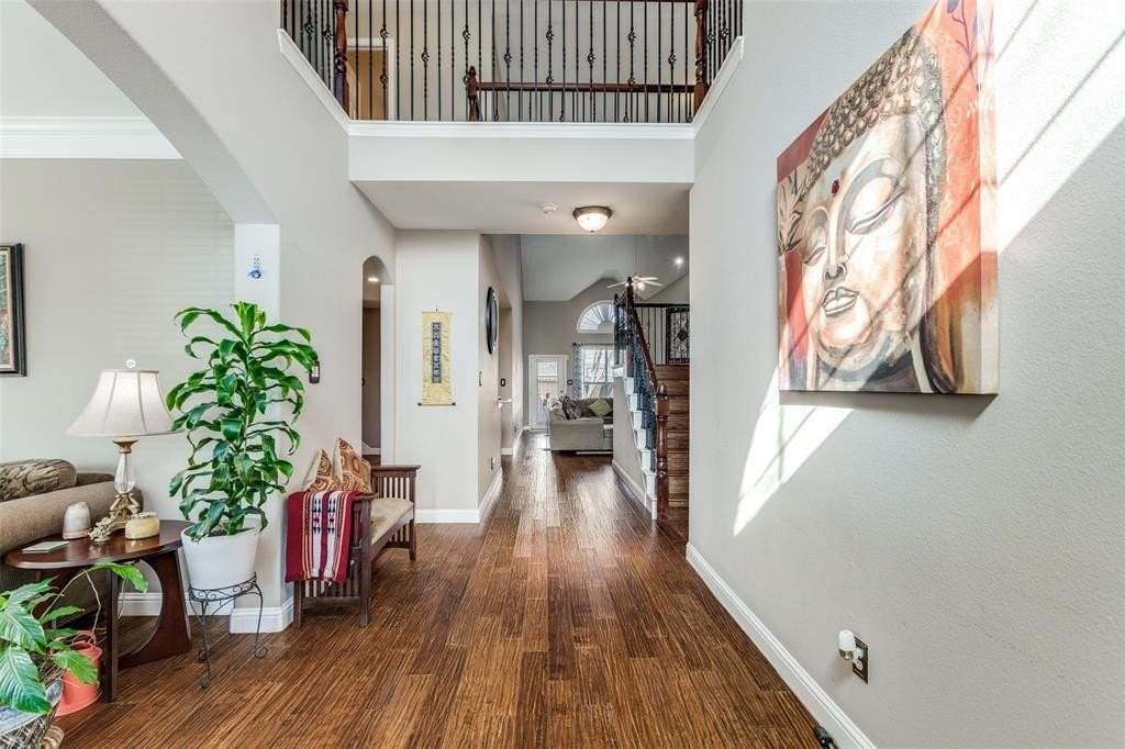 14886 Daneway Dr - Photo 3 of 30