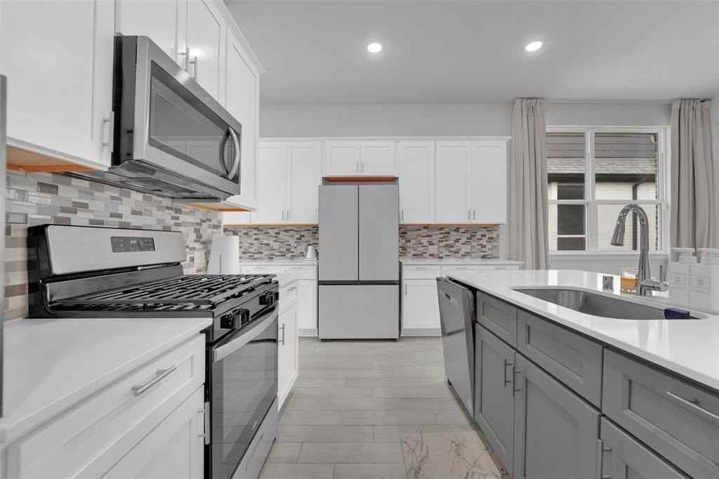 1616 Barnwood Trce - Photo 7 of 31