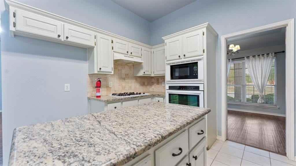 525 Mustang Ridge Dr - Photo 3 of 26