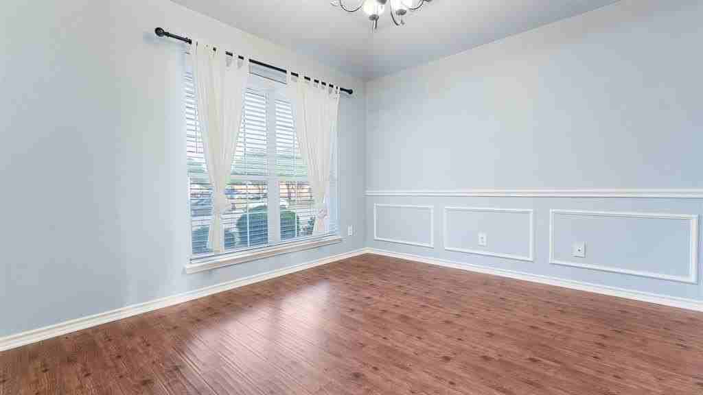 525 Mustang Ridge Dr - Photo 7 of 26