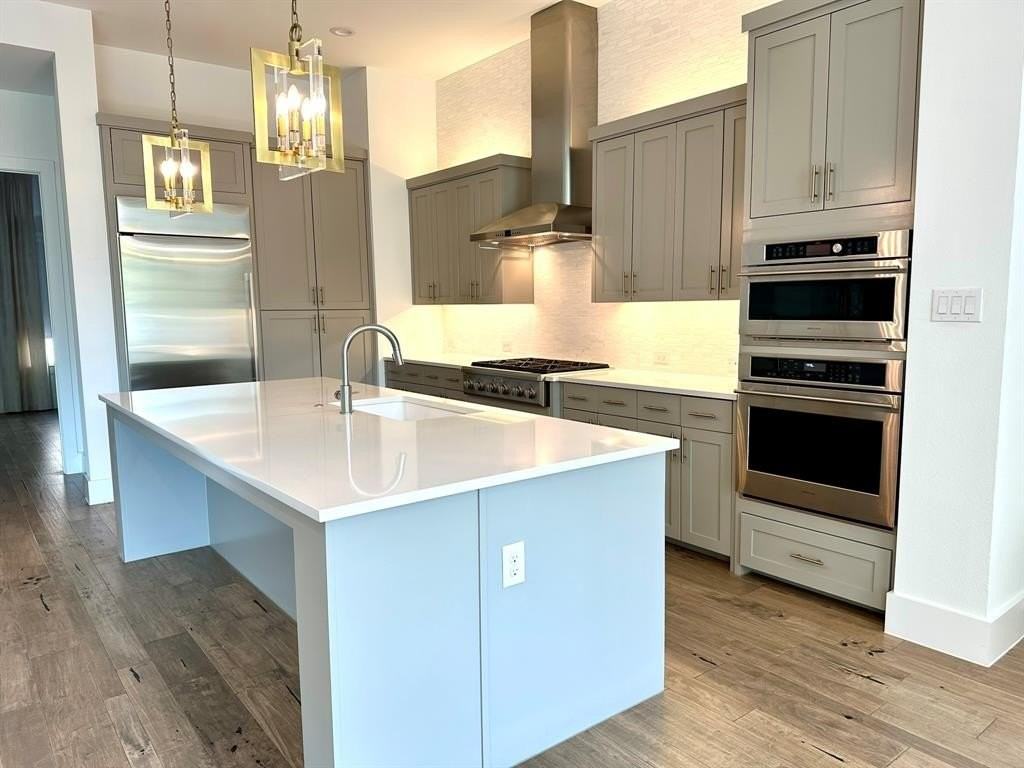 6108 Preserve Dr - Photo 5 of 31