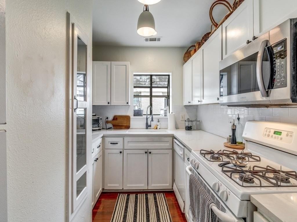 6014 Marquita Ave - Photo 7 of 9