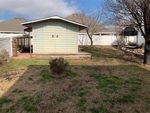 9113 Hope Dr - Photo 3 of 32