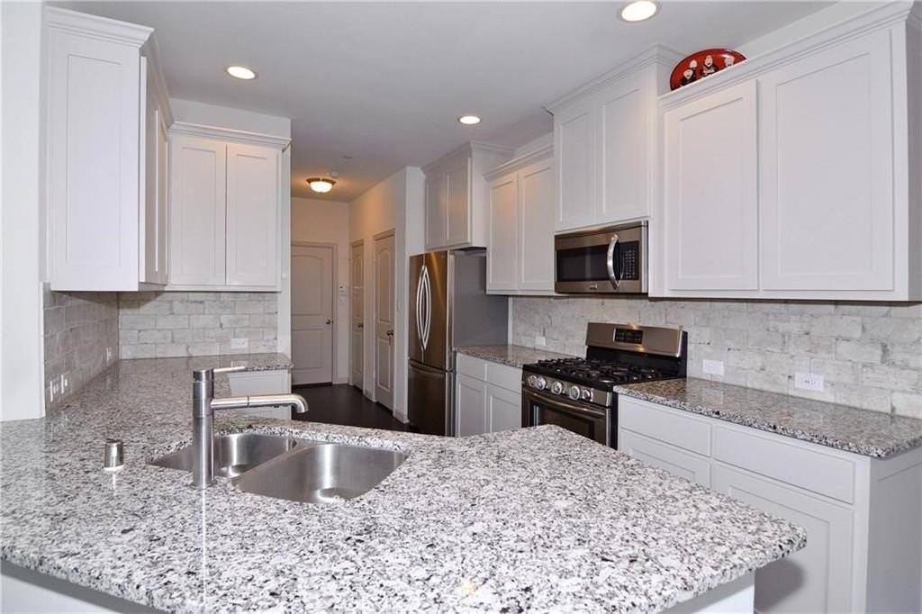 2224 Caniesto St - Photo 3 of 24