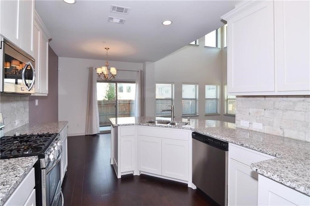 2224 Caniesto St - Photo 4 of 24