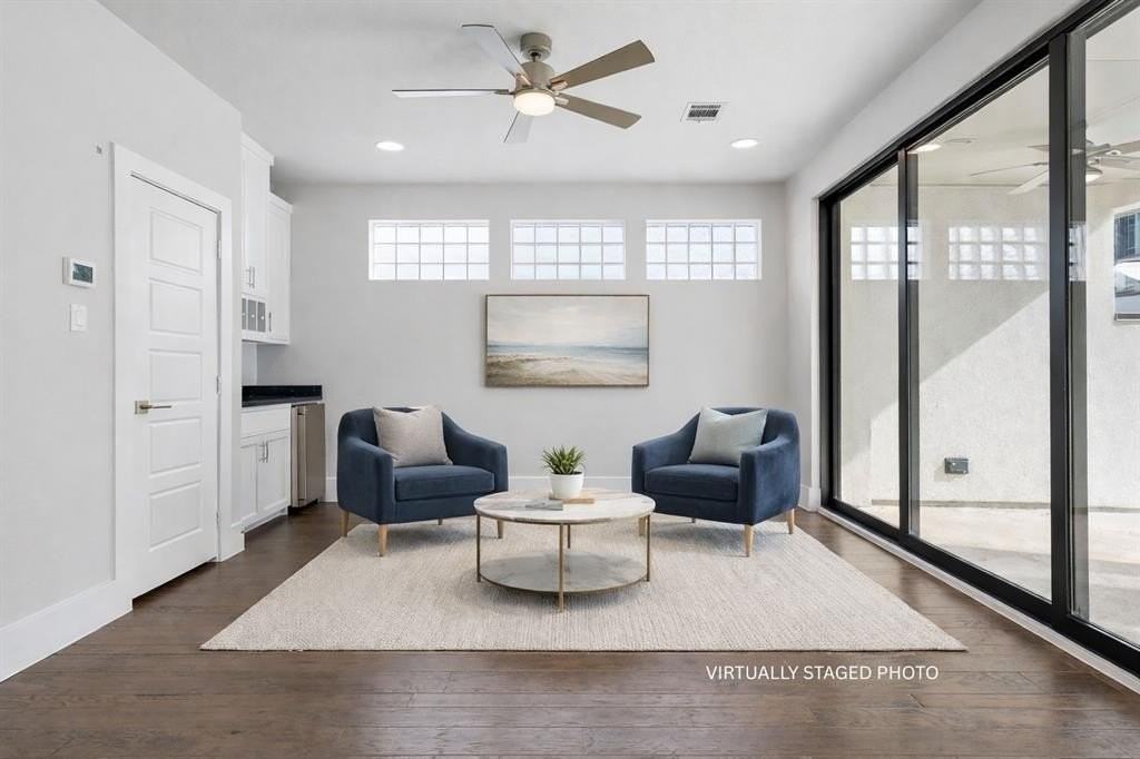 7812 Merit Ln - Photo 7 of 26