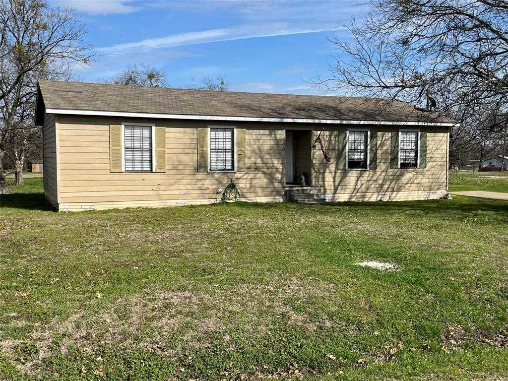 1502 Daffan Ave - Photo 3 of 20