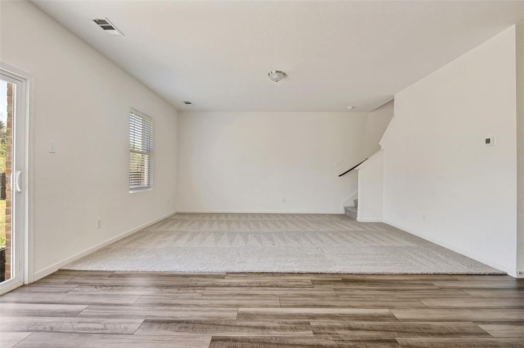 2430 Sagebrush Dr - Photo 7 of 25