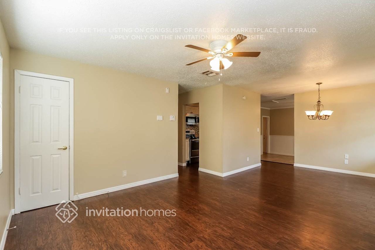 2136 Mary Sue St - Photo 6 of 21