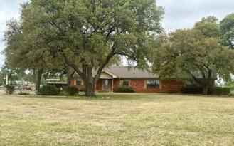 4248 W Park Row Blvd - Photo 1 of 1