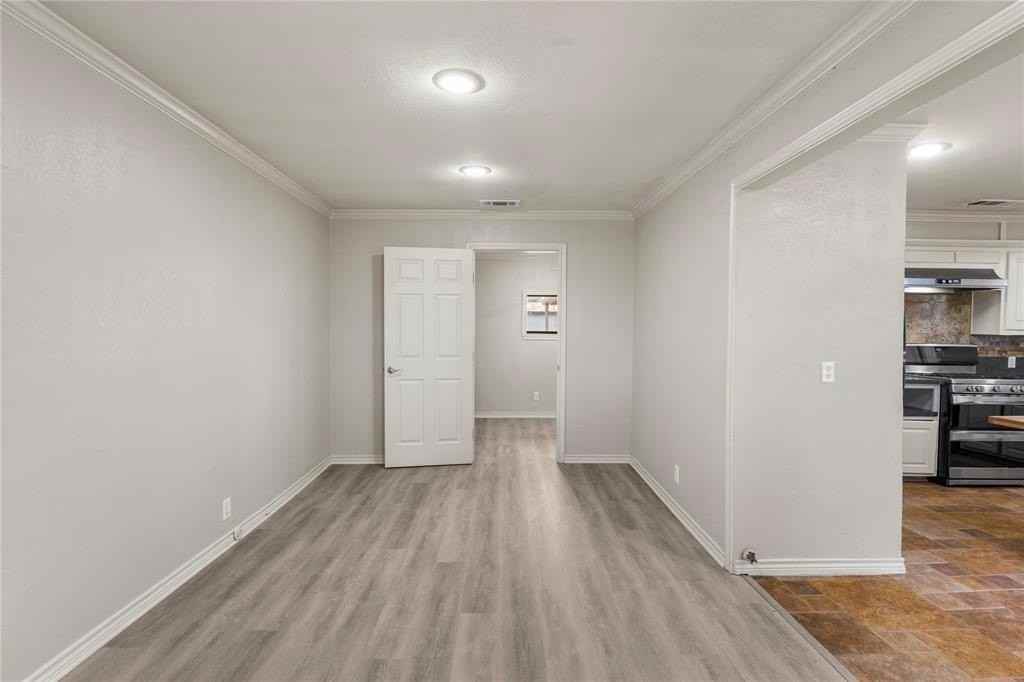 4248 W Park Row Blvd - Photo 3 of 16