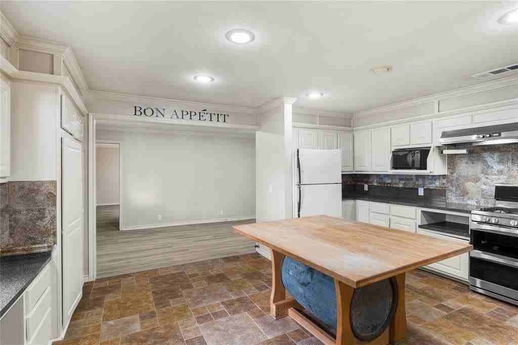 4248 W Park Row Blvd - Photo 5 of 16