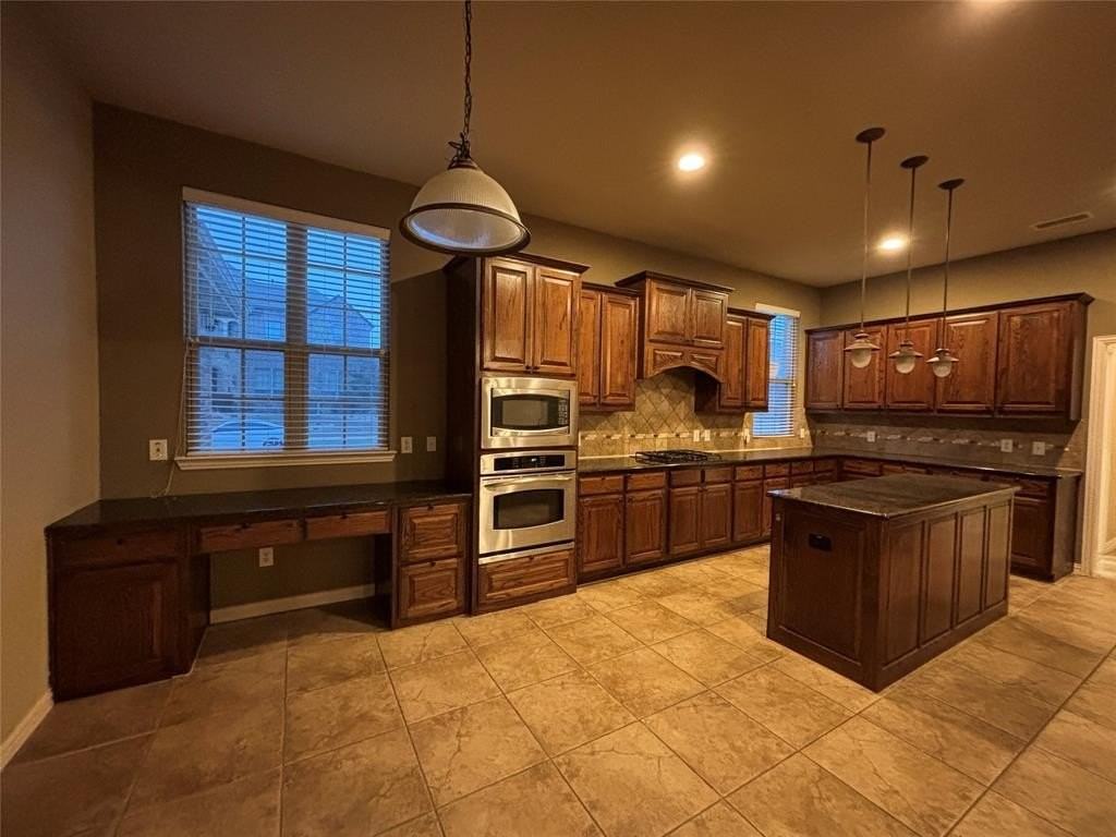 7812 Edgeglen Trl - Photo 6 of 32