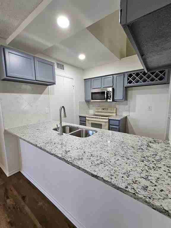 863 Valleybrooke Dr - Photo 5 of 7