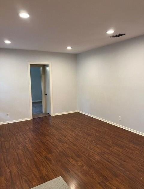 909 Sunnyvale Dr - Photo 3 of 14