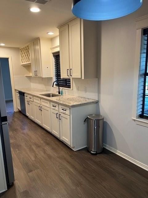 909 Sunnyvale Dr - Photo 4 of 14