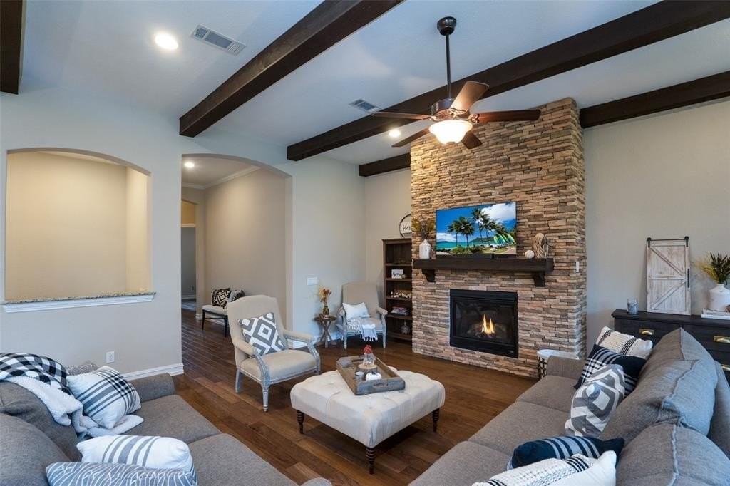 11042 San Pedro St - Photo 6 of 27