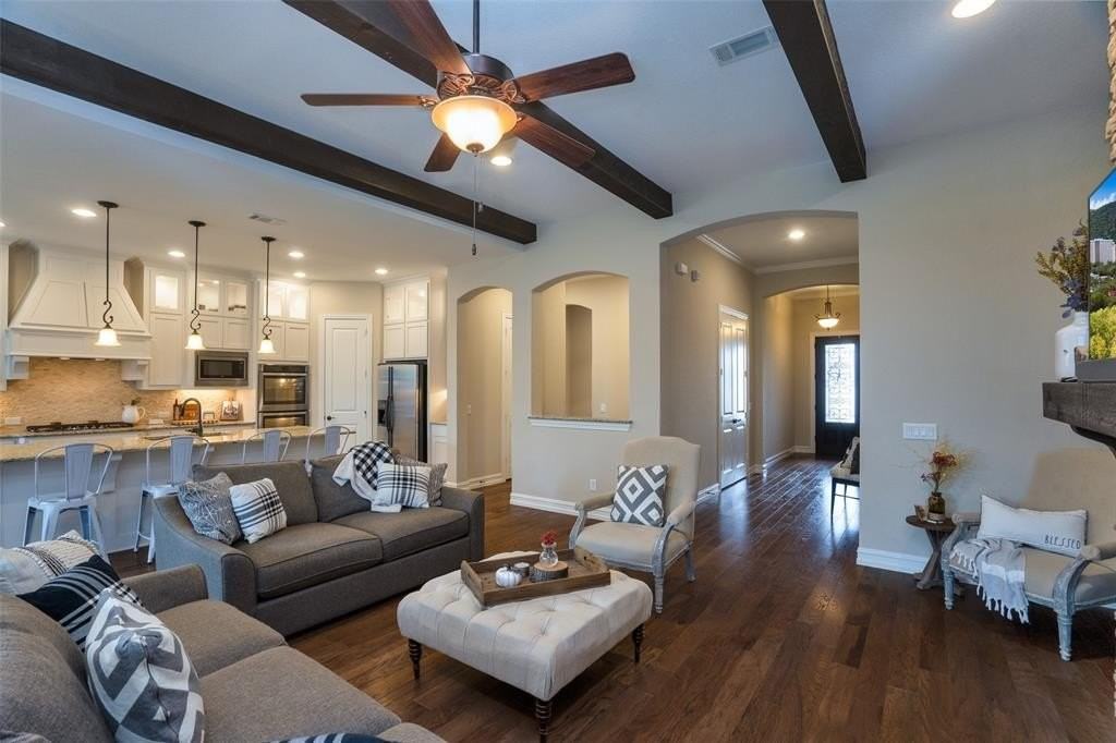 11042 San Pedro St - Photo 7 of 27