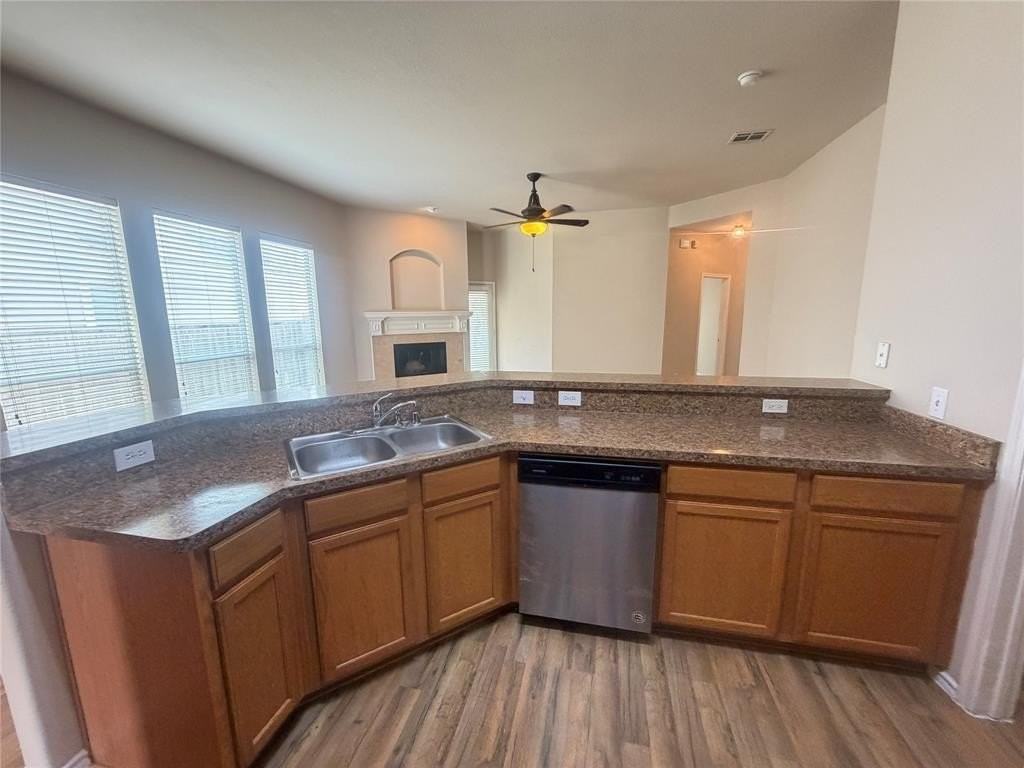 9909 Half Moon Dr - Photo 5 of 22