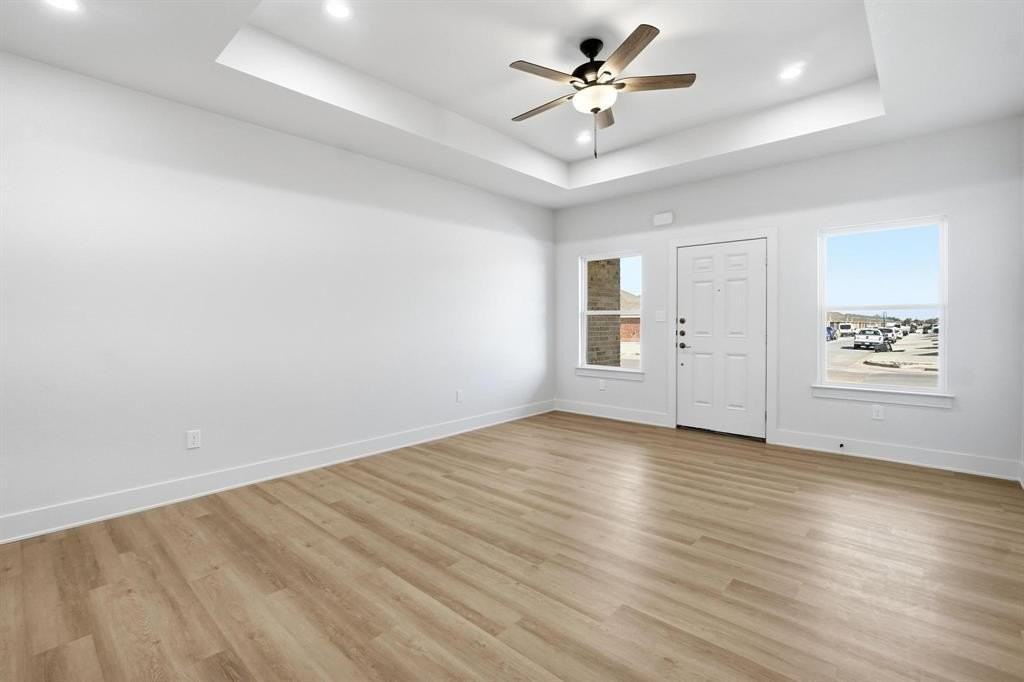 6517 Iverness Street - Photo 6 of 26