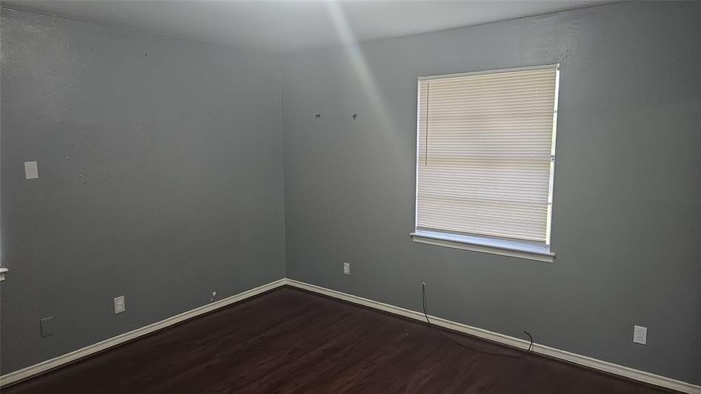 400 Oak Dr #2D - Photo 4 of 6
