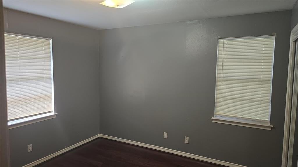 400 Oak Dr #2D - Photo 6 of 6