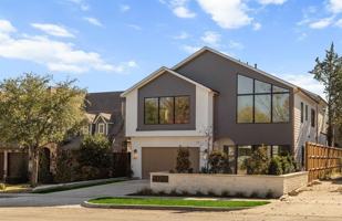 featured image of 6028 Richmond Ave